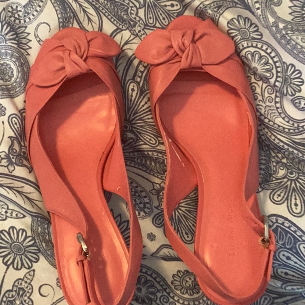 Etienne Aigner vintage heels with open toe salmon pink sling back size 9 1/2